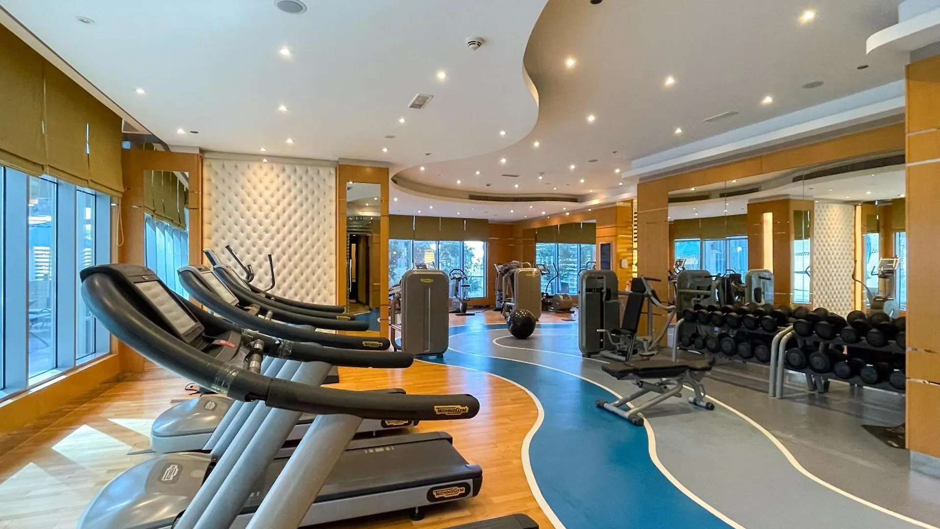 Fancy 3 Bedroom Apartment Right Next To Dubai Mall With Burj View In Downtown Dubai