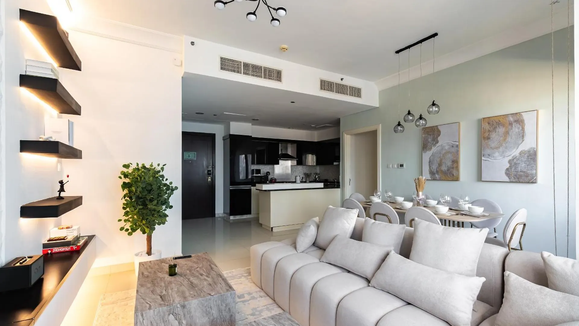 Fancy 3 Bedroom Apartment Right Next To Dubai Mall With Burj View In Downtown Dubai